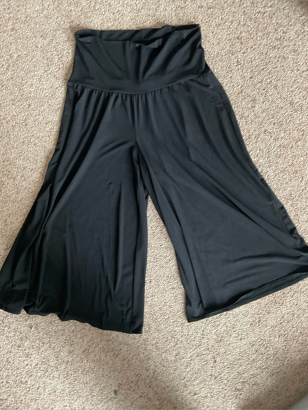 Gaucho pants in black